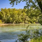 Joli Au Bord De La Riviere - Daire