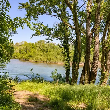 Joli Au Bord De La Riviere - Aspiran